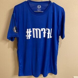 Blue Dallas Mavericks short sleeve T-shirt